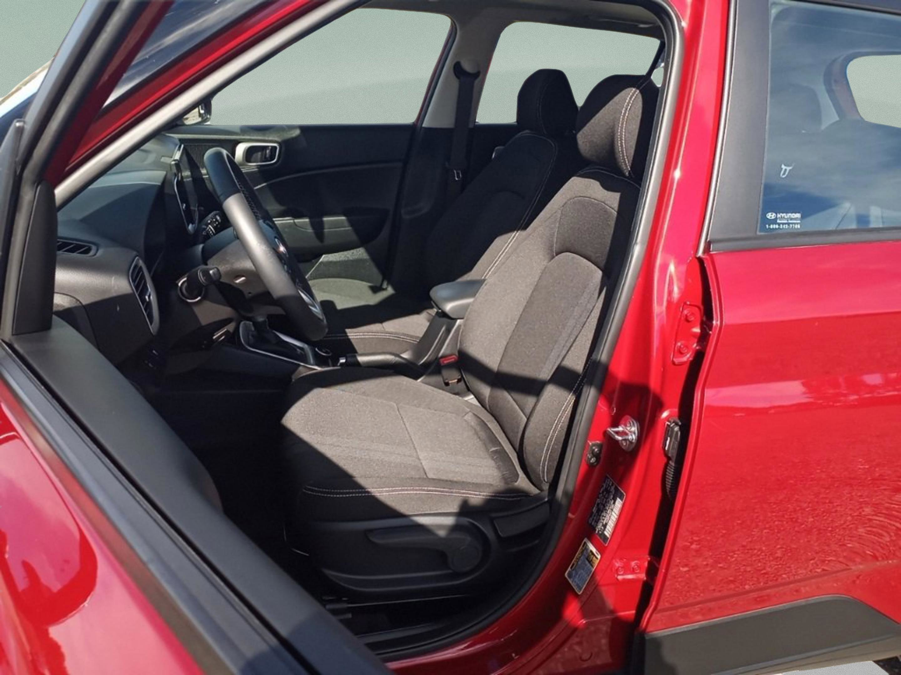 Certified 2024 Hyundai Venue SEL image 20