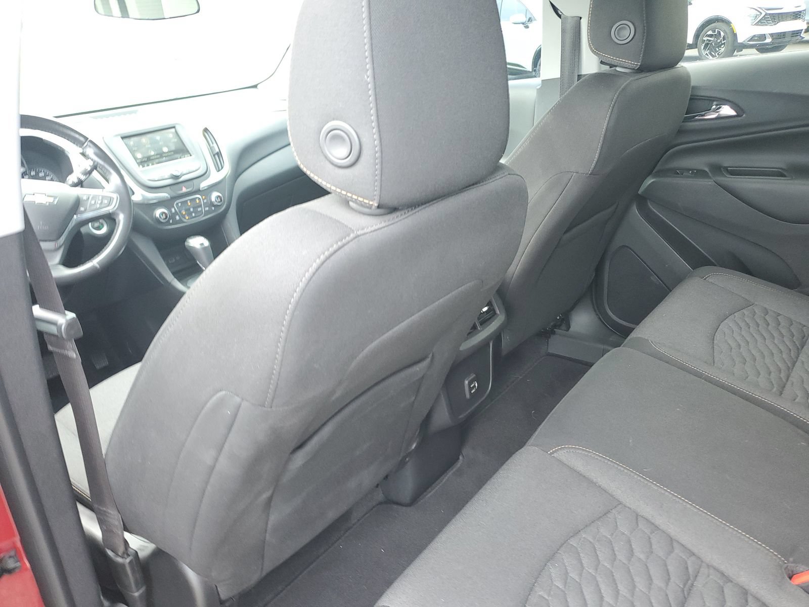 Used 2019 Chevrolet Equinox LT FWD image 14