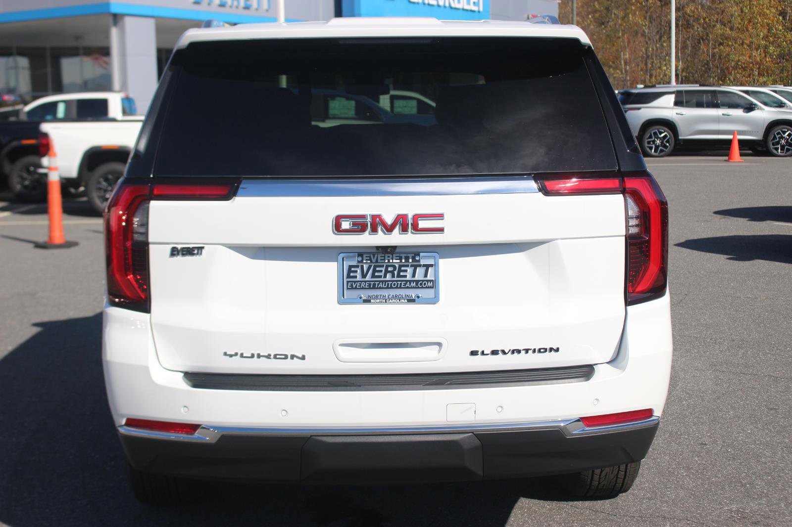 New 2026 GMC Yukon Elevation w/ LPO, Floor Liner Package image 6