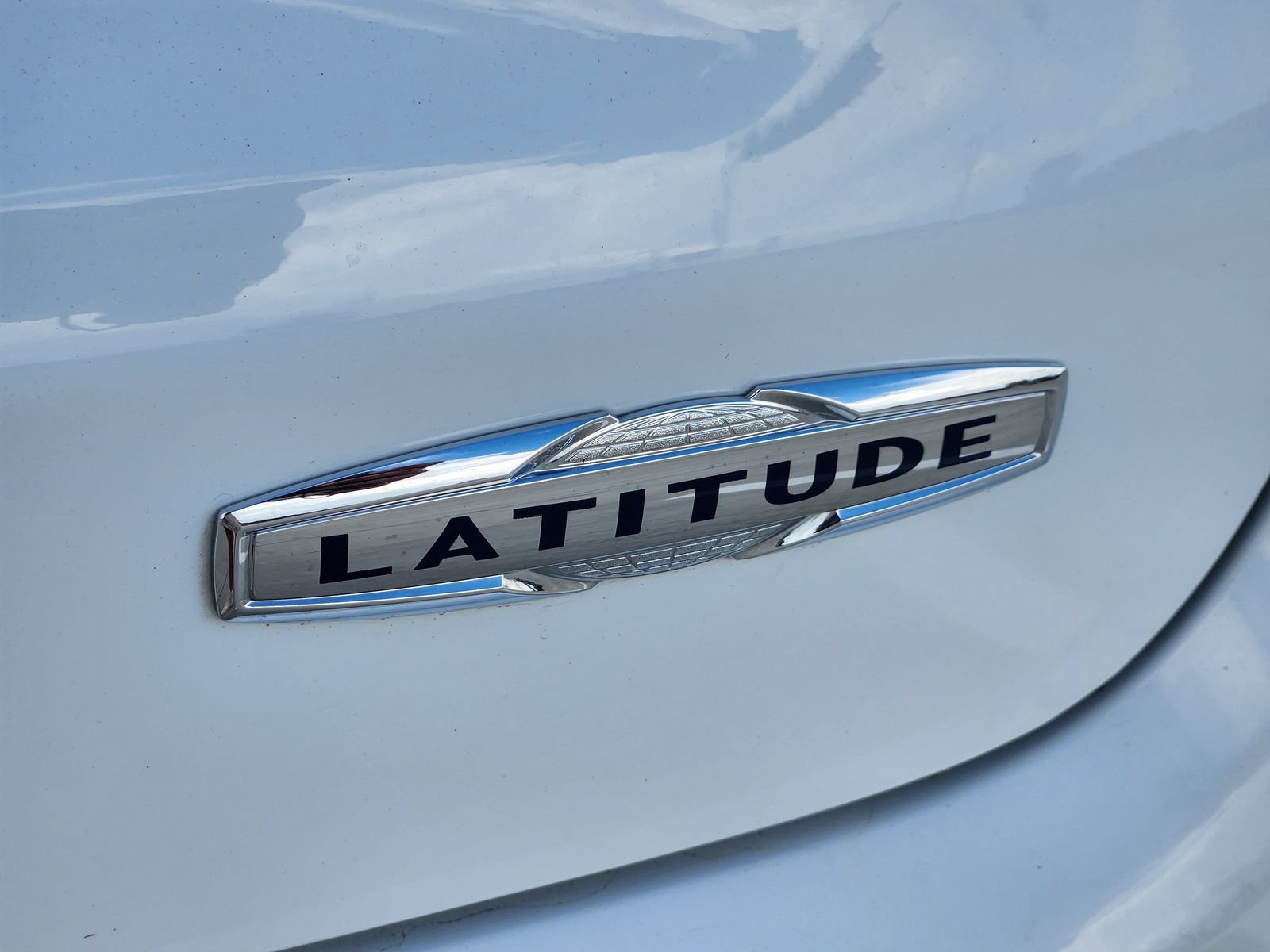 Used 2024 Jeep Compass Latitude AWD/4WD image 12