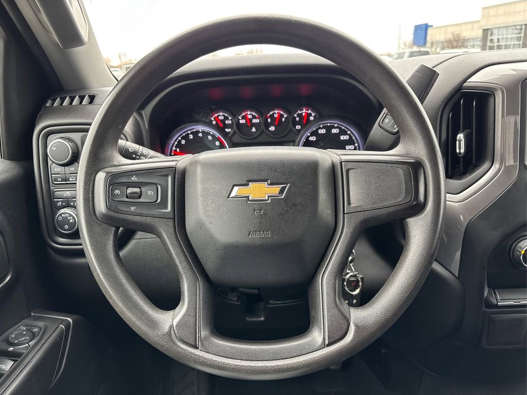 Used 2021 Chevrolet Silverado 1500 Custom image 21