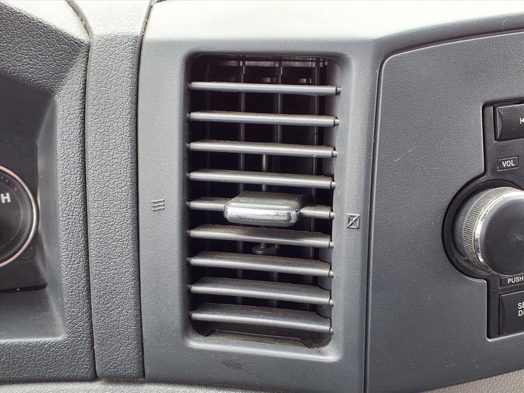 Used 2006 Jeep Grand Cherokee Laredo image 28