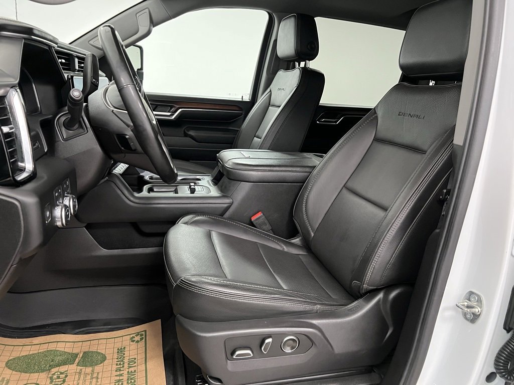 Used 2024 GMC Sierra 3500 Denali image 21
