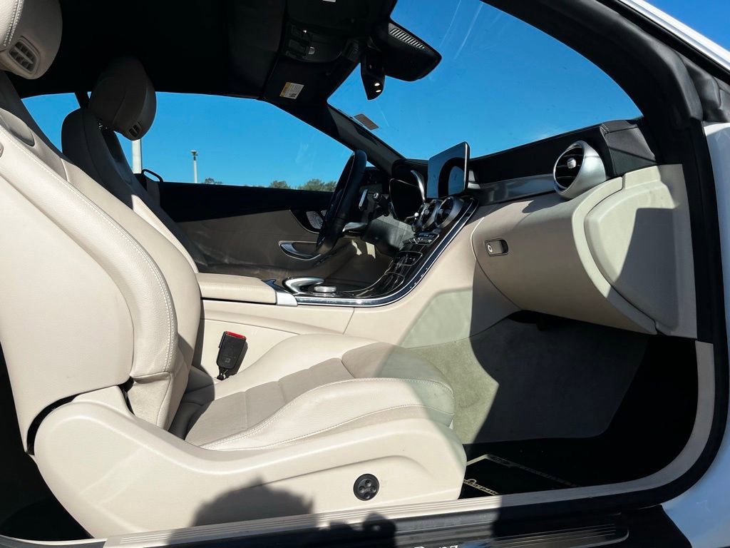 Used 2023 Mercedes-Benz C 300 Cabriolet image 11
