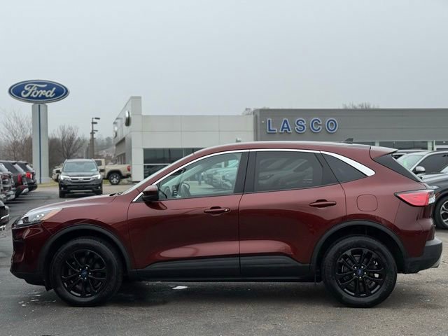 Used 2021 Ford Escape SE image 39