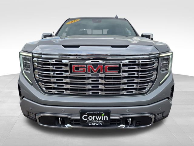 Used 2024 GMC Sierra 1500 Denali w/ Denali Reserve Package AWD/4WD image 4
