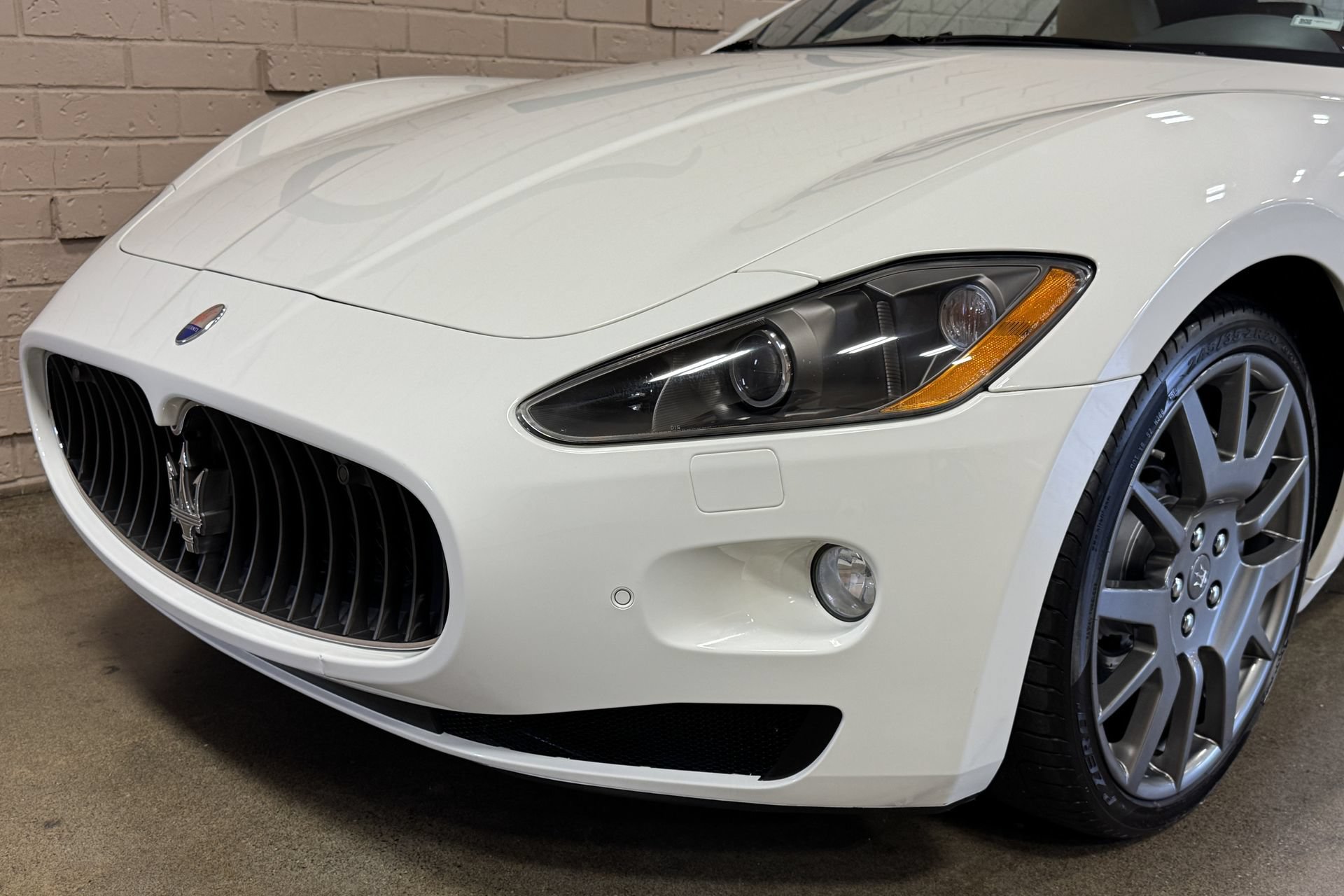 Used 2011 Maserati GranTurismo Convertible RWD image 38