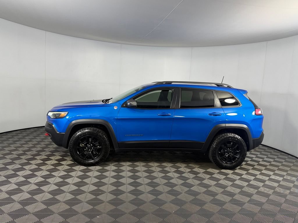 Used 2019 Jeep Cherokee Trailhawk w/ Cold Weather Group AWD/4WD image 10