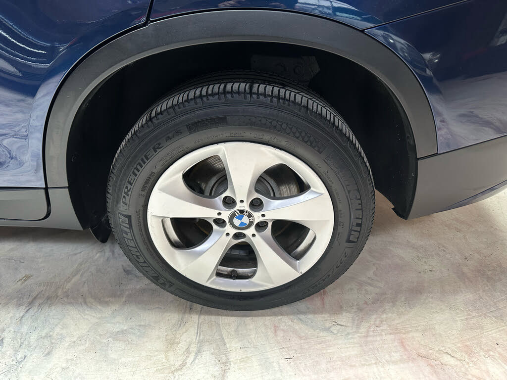 Used 2011 BMW X3 xDrive28i AWD/4WD image 33