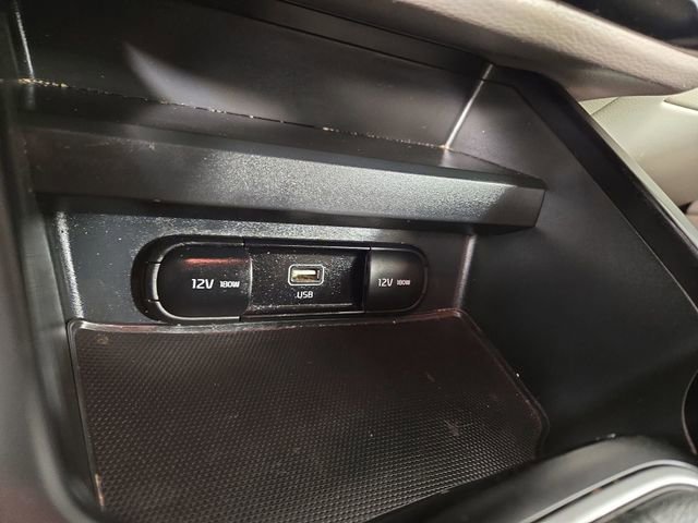 Certified 2023 Kia Soul LX w/ LX Technology Package image 27