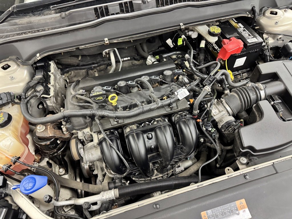 Used 2015 Ford Fusion SE image 29