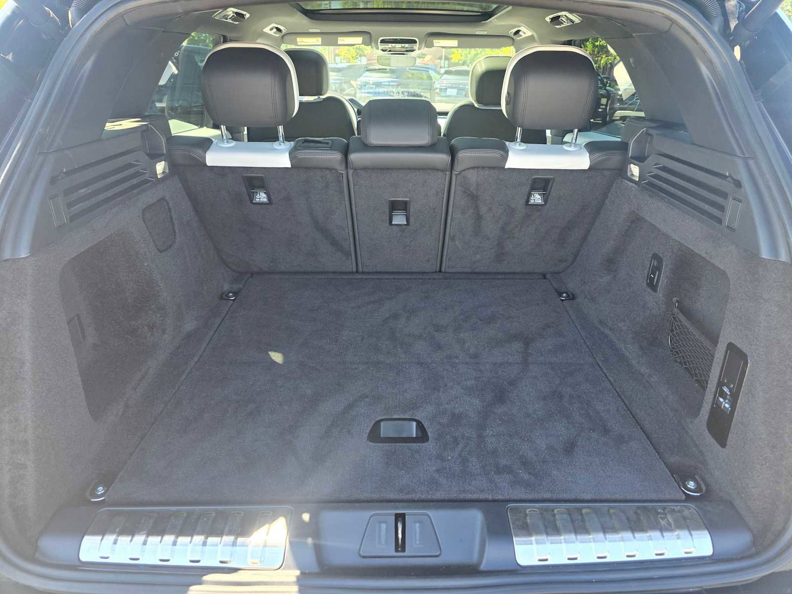 Used 2024 Land Rover Range Rover Sport Dynamic SE image 17