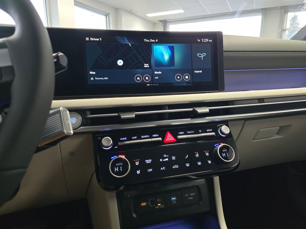 New 2026 Hyundai Tucson Limited image 25