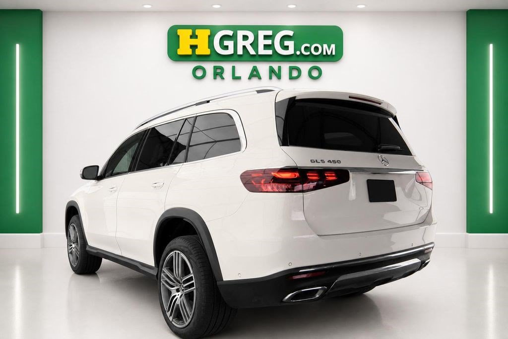 Used 2025 Mercedes-Benz GLS 450 4MATIC image 2