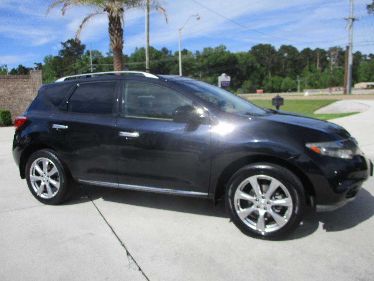 Used 2014 Nissan Murano LE w/ Platinum Edition Package FWD image 17