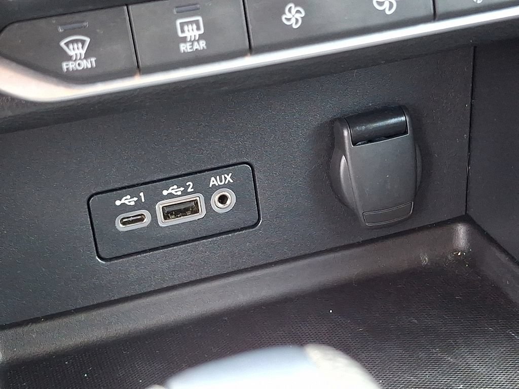 Used 2020 Nissan Sentra SV w/ Electronics Package FWD image 23