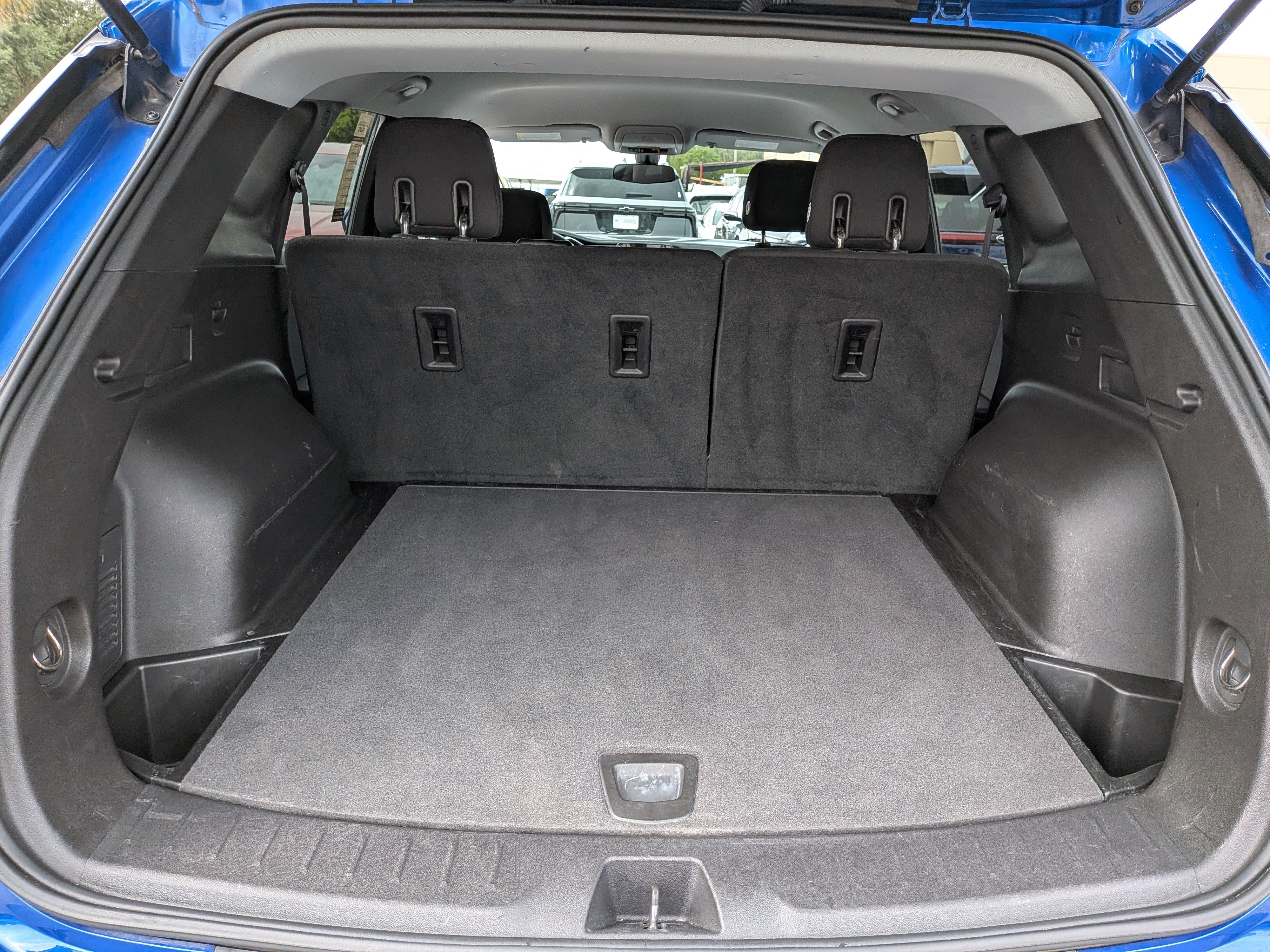 Used 2019 Chevrolet Blazer LT FWD image 13