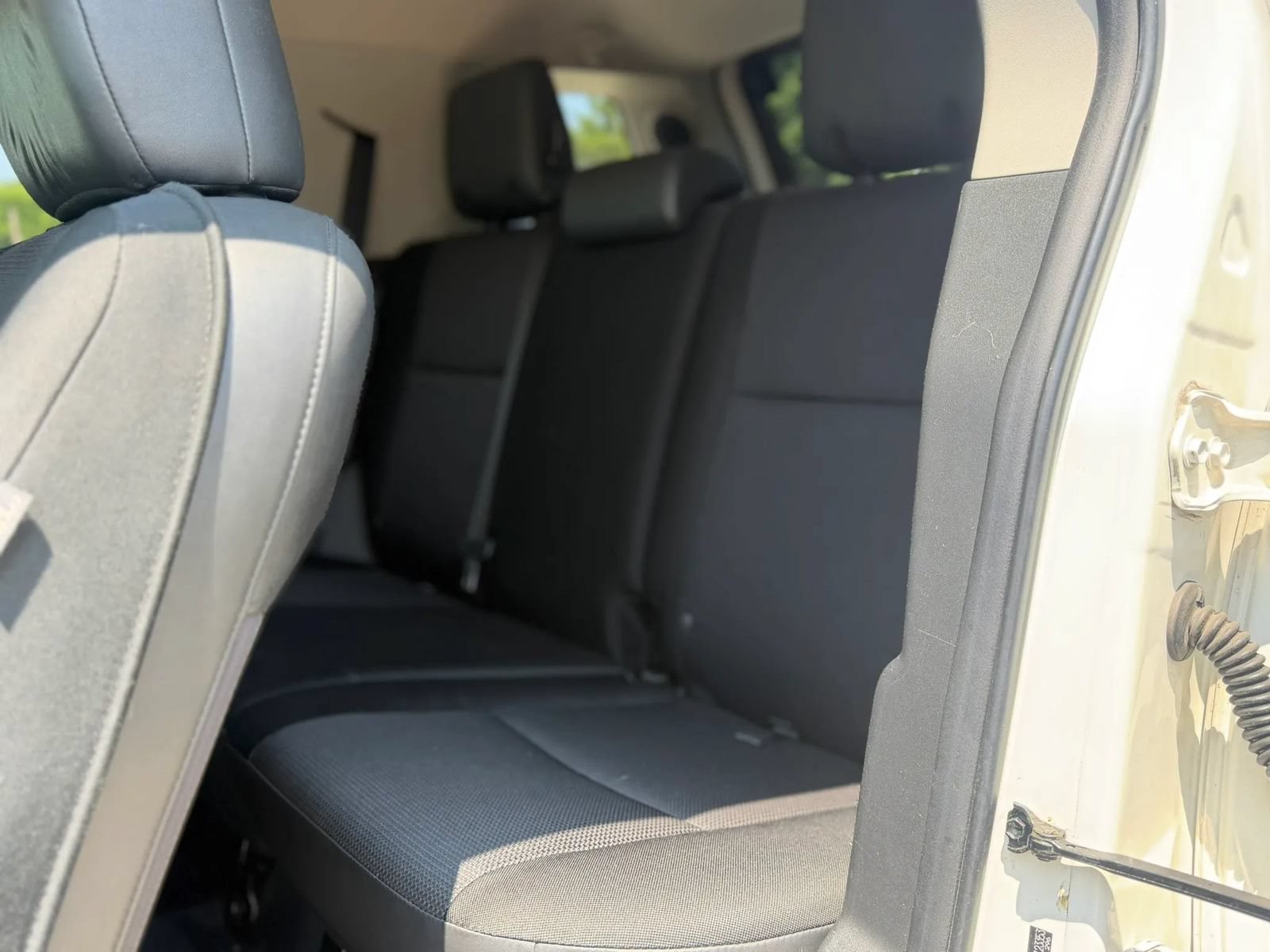 Used 2012 Toyota FJ Cruiser 4WD w/ Upgrade Pkg image 7