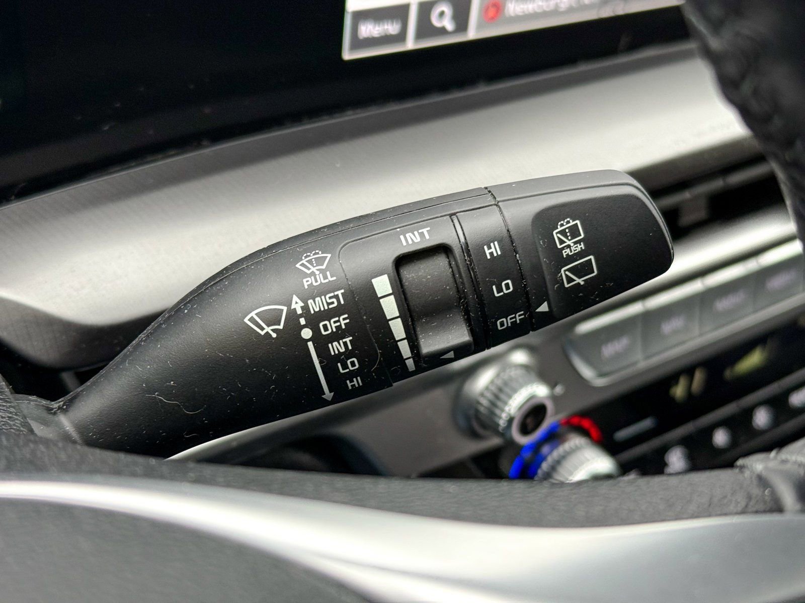 Certified 2024 Kia Telluride S w/ S Sunroof Package image 32