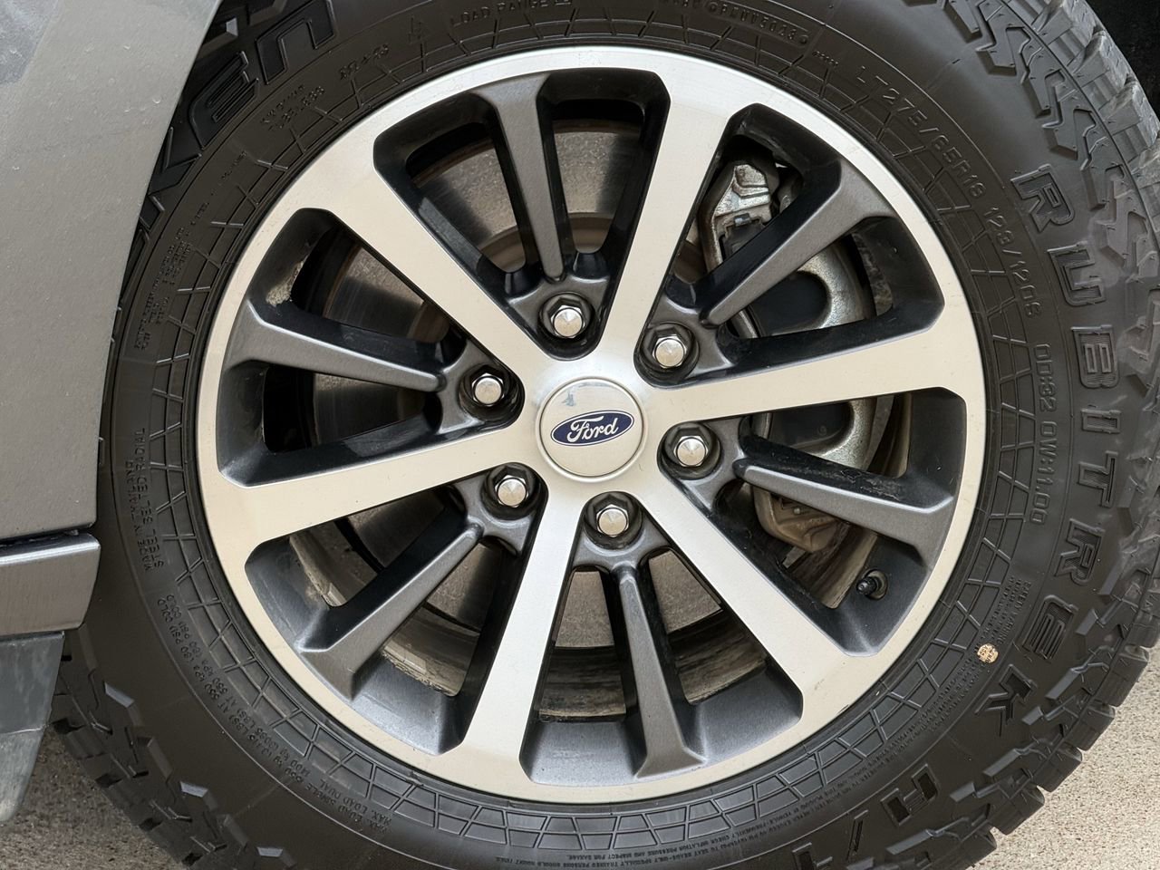 Certified 2021 Ford Expedition Max XLT image 9