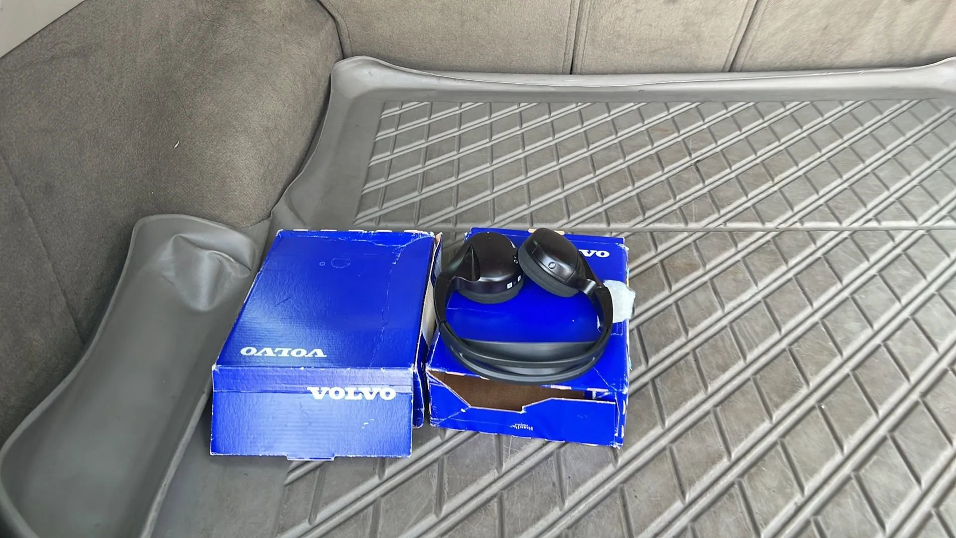 Used 2008 Volvo XC70 3.2 image 8