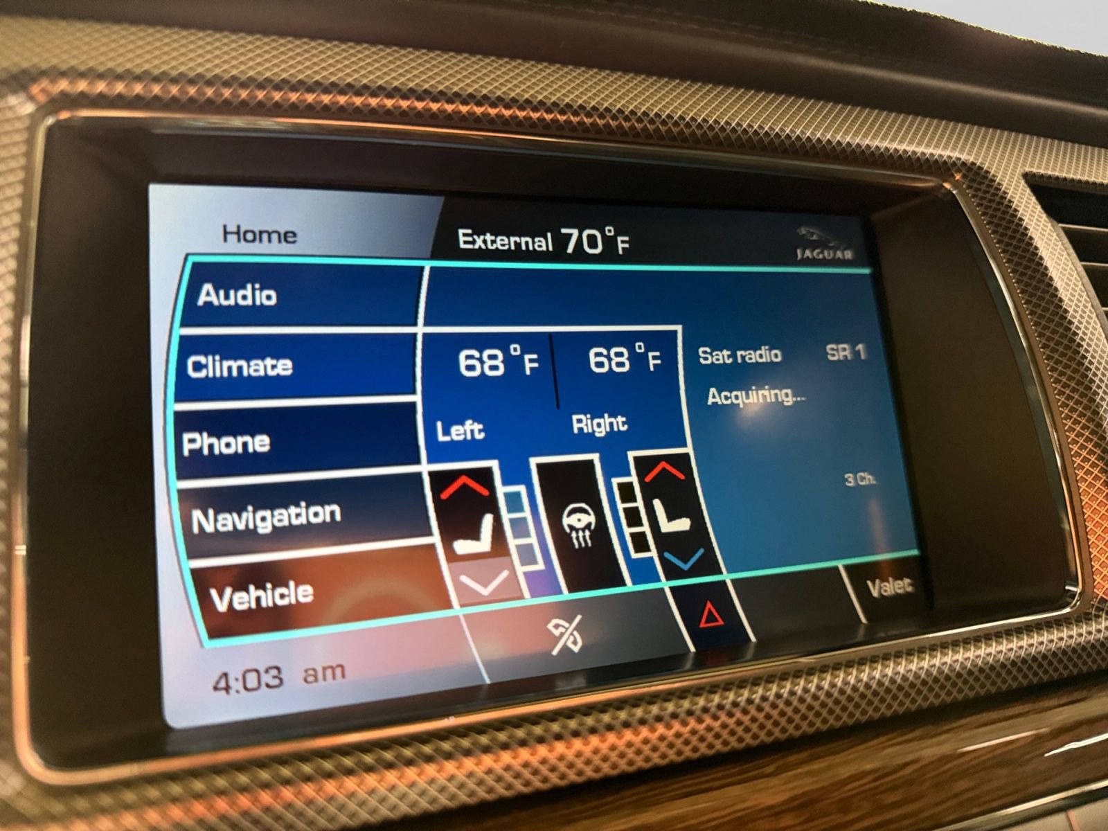 Used 2011 Jaguar XF R RWD image 30