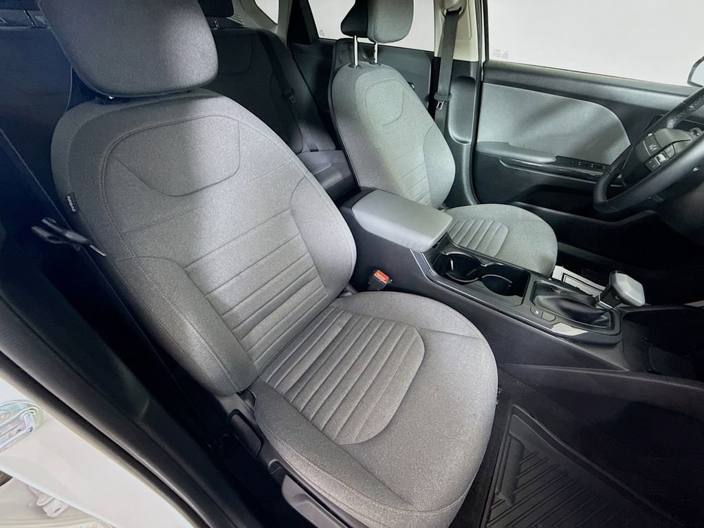 Used 2025 Kia K4 EX FWD image 25