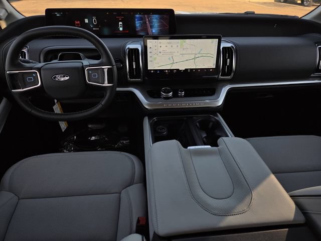 New 2027 Ford Expedition Platinum w/ Platinum Ultimate Package AWD/4WD image 5