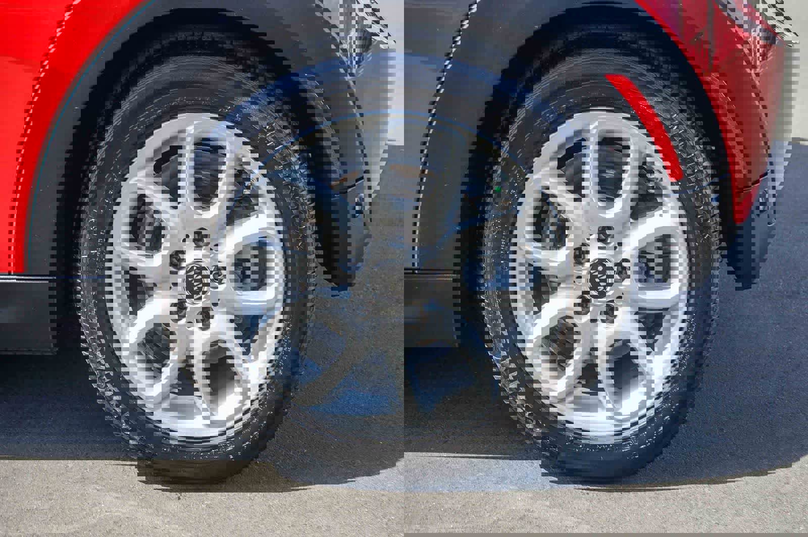 Used 2021 MINI Cooper Cooper image 16