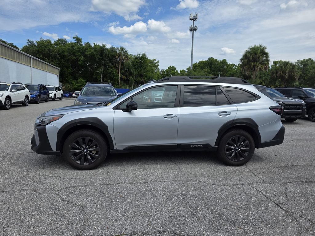 Used 2025 Subaru Outback Onyx Edition AWD/4WD image 5