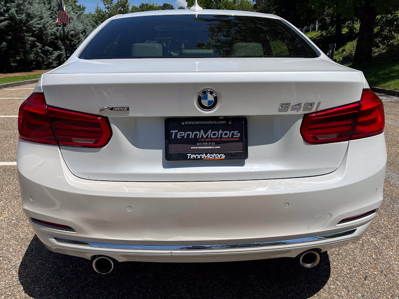 Used 2018 BMW 340i xDrive Sedan w/ Premium Package AWD/4WD image 50