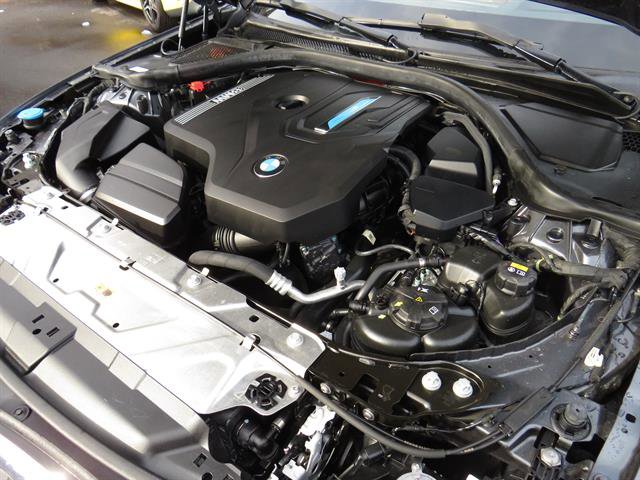 Used 2022 BMW 330e w/ Premium Package image 7