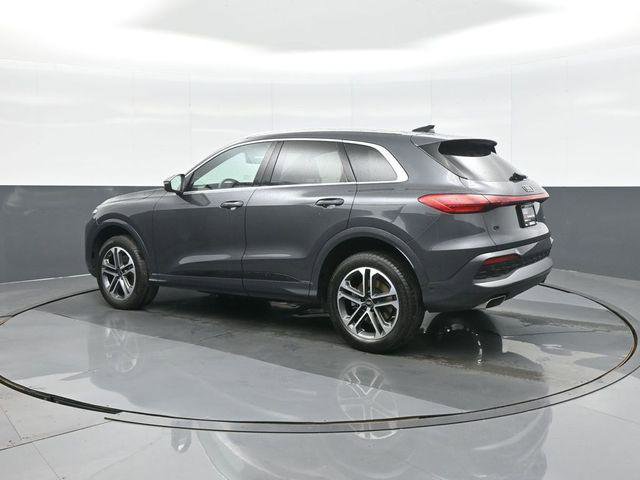 Certified 2025 Audi Q5 Premium w/ Convenience Package image 5