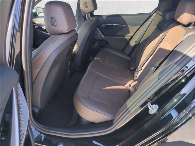 Certified 2026 BMW 550e xDrive w/ Premium Package AWD/4WD image 21