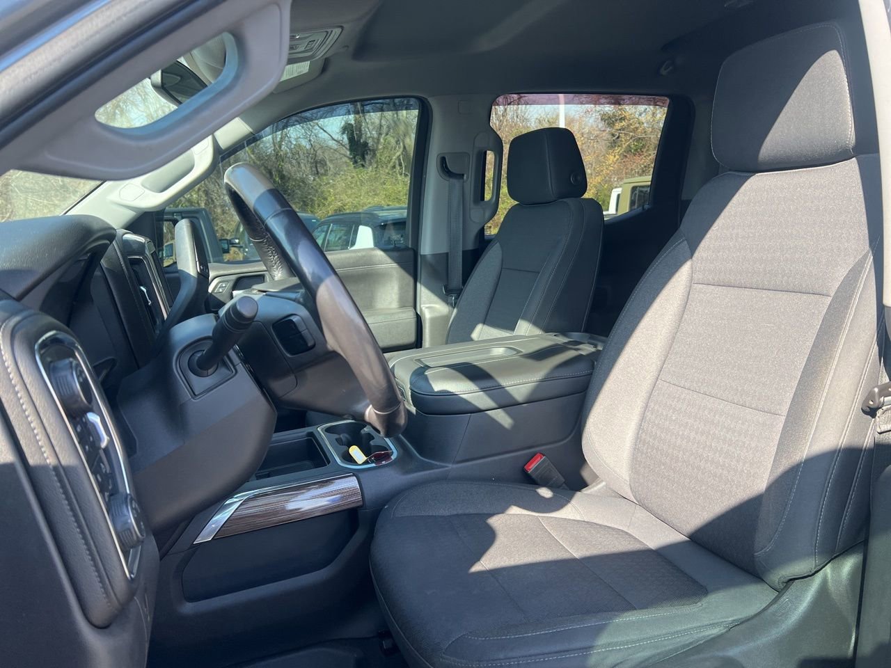 Used 2020 Chevrolet Silverado 1500 RST image 18