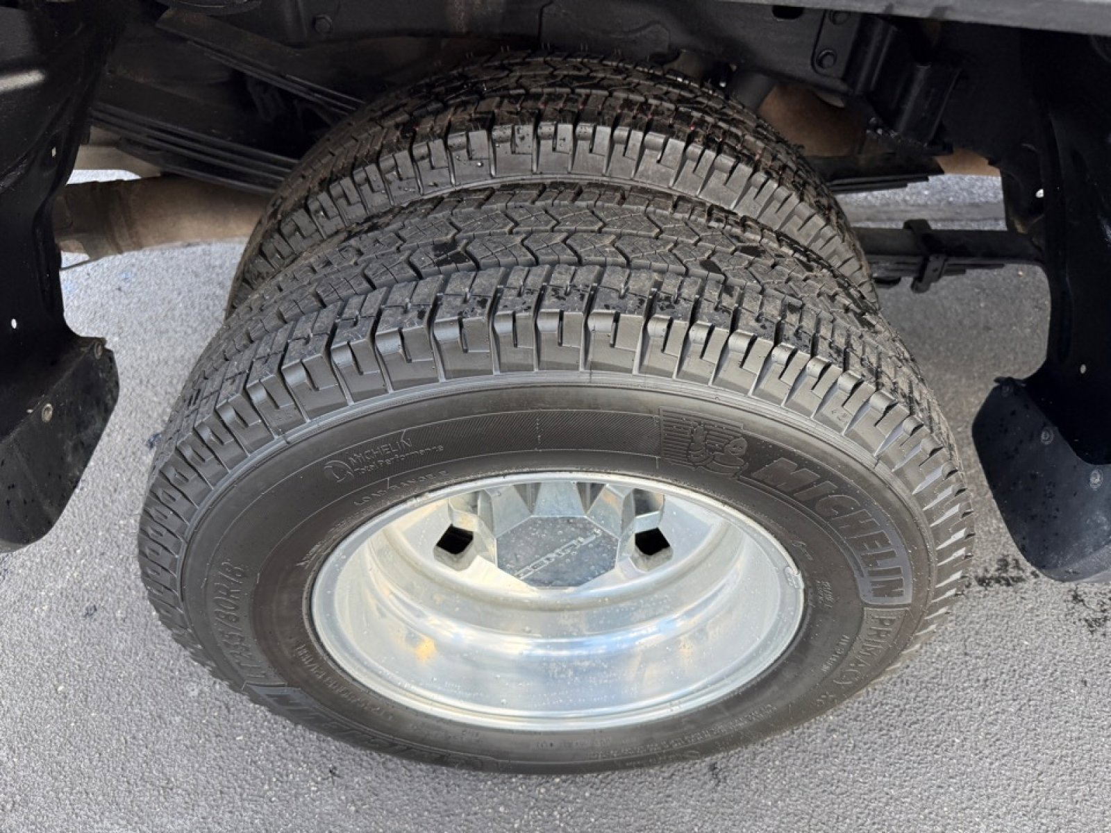 Used 2024 GMC Sierra 3500 Denali w/ Technology Package image 41