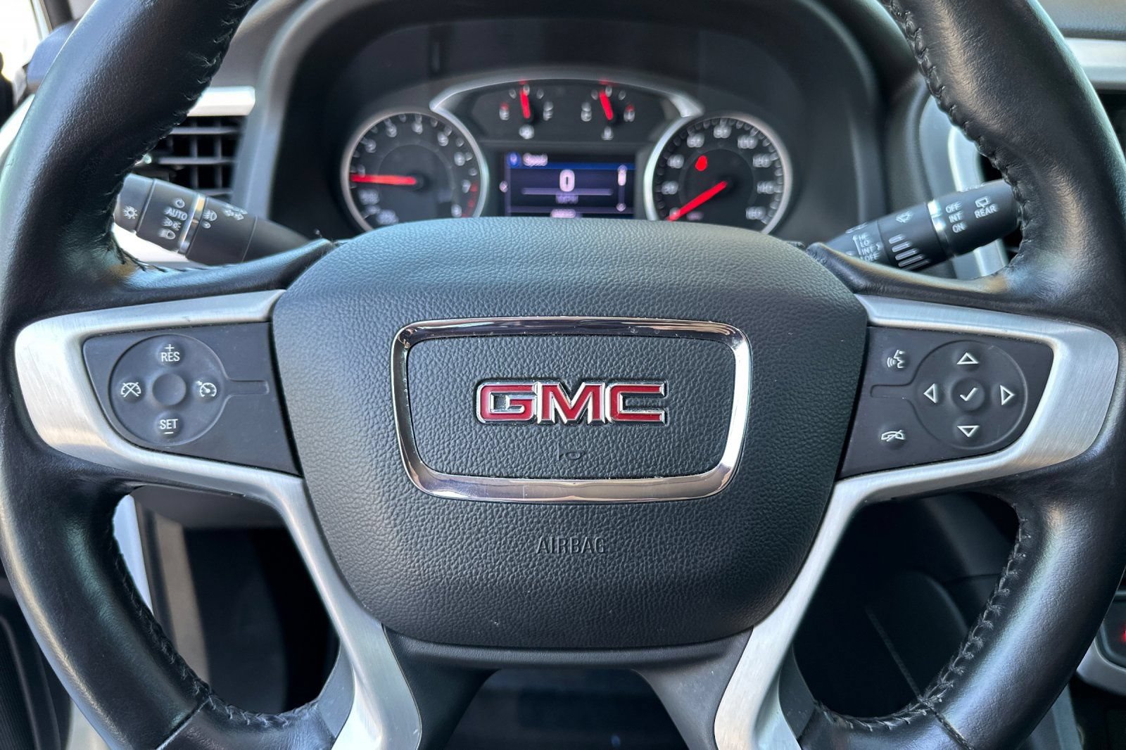 Certified 2020 GMC Acadia SLT AWD/4WD image 25
