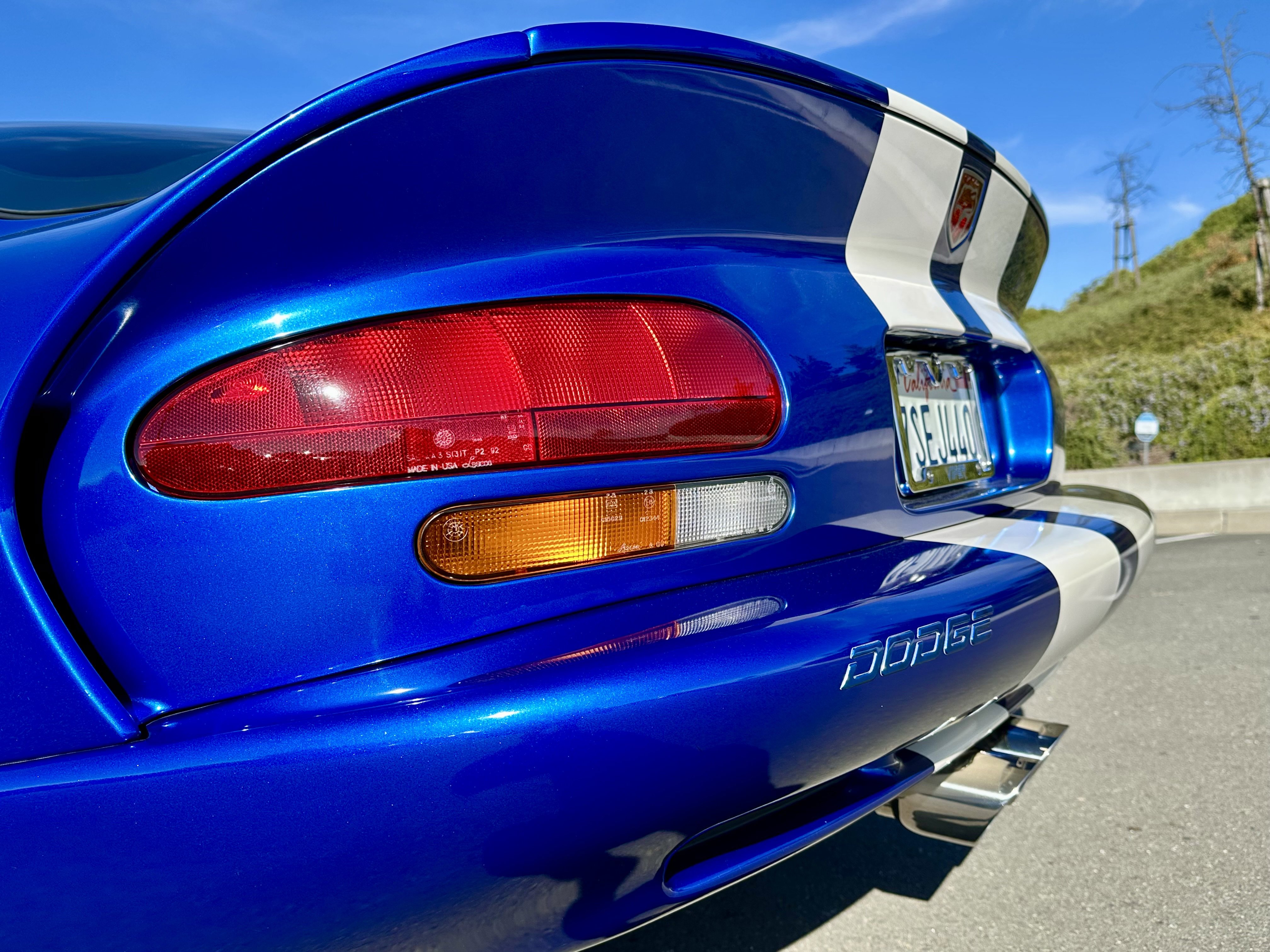 Used 1997 Dodge Viper GTS image 24