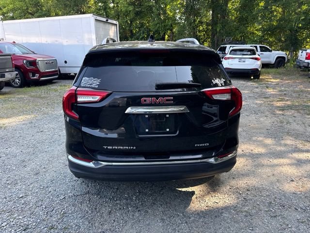 Used 2024 GMC Terrain SLT AWD/4WD image 5
