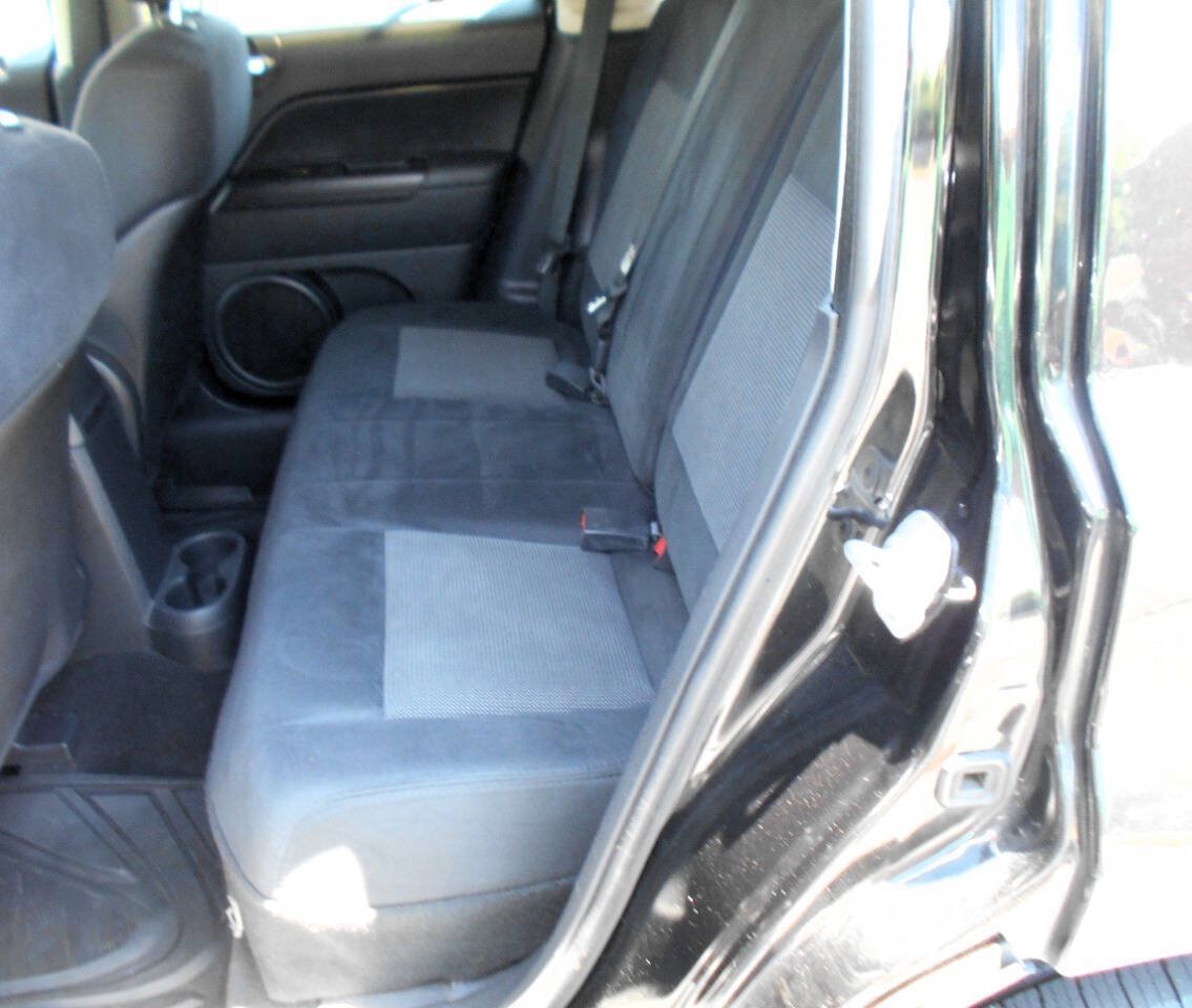 Used 2011 Jeep Patriot Latitude AWD/4WD image 20