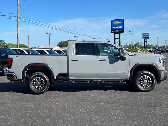 Used 2025 GMC Sierra 3500 SLE w/ SLE Value Package AWD/4WD image 46