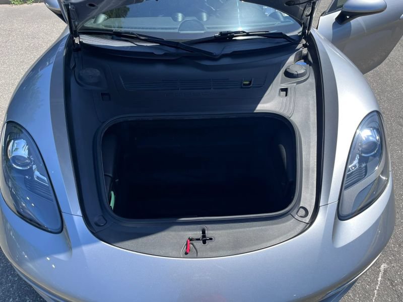 Used 2017 Porsche 718 Cayman RWD image 22