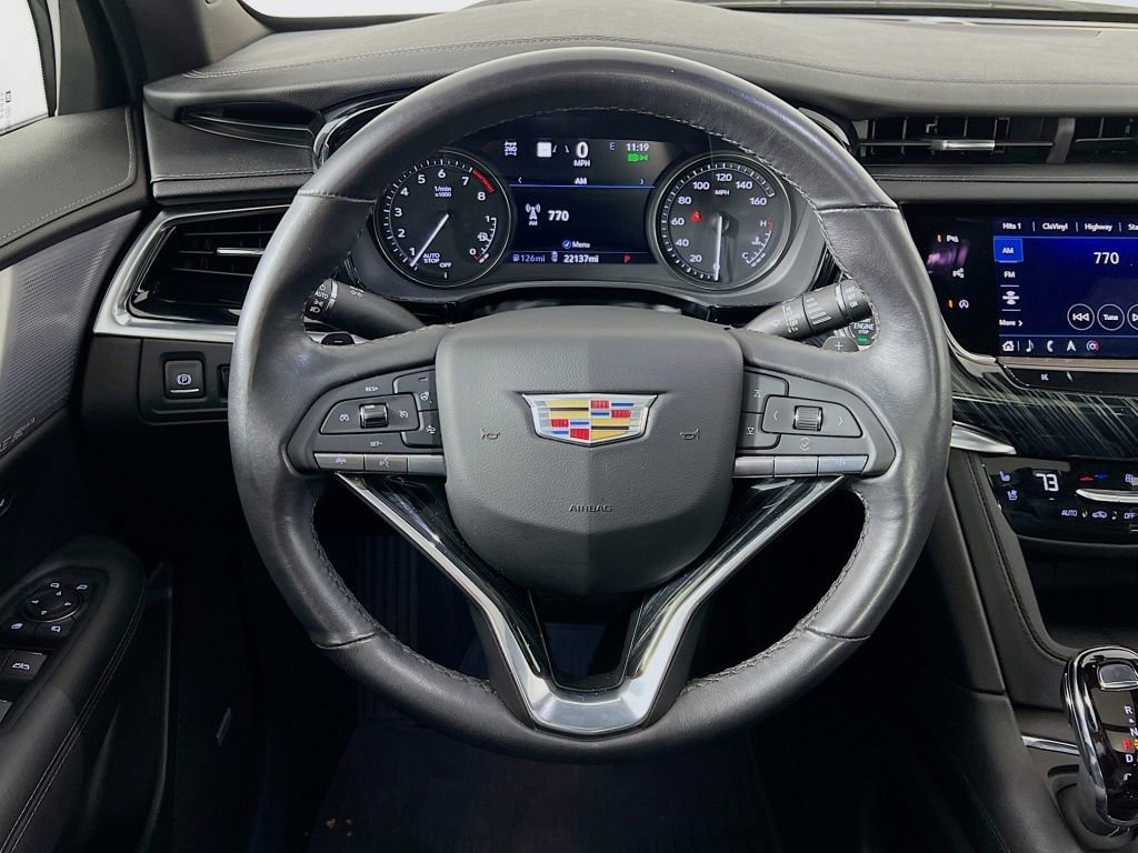 Used 2024 Cadillac XT6 Premium Luxury w/ Technology Package image 11