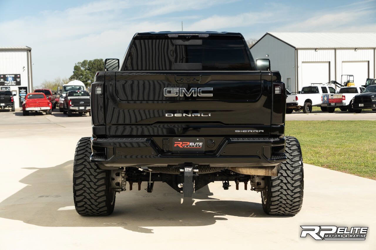 Used 2025 GMC Sierra 2500 Denali Ultimate image 7