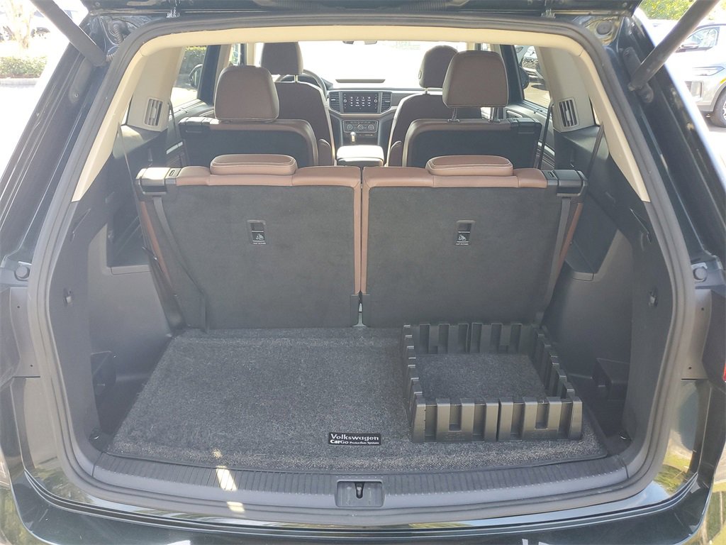 Used 2021 Volkswagen Atlas SE w/ Towing Package image 8