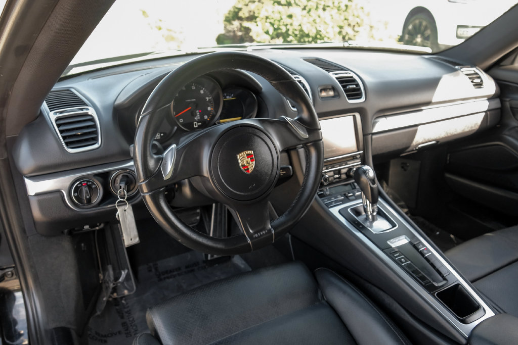 Used 2014 Porsche Cayman RWD image 11
