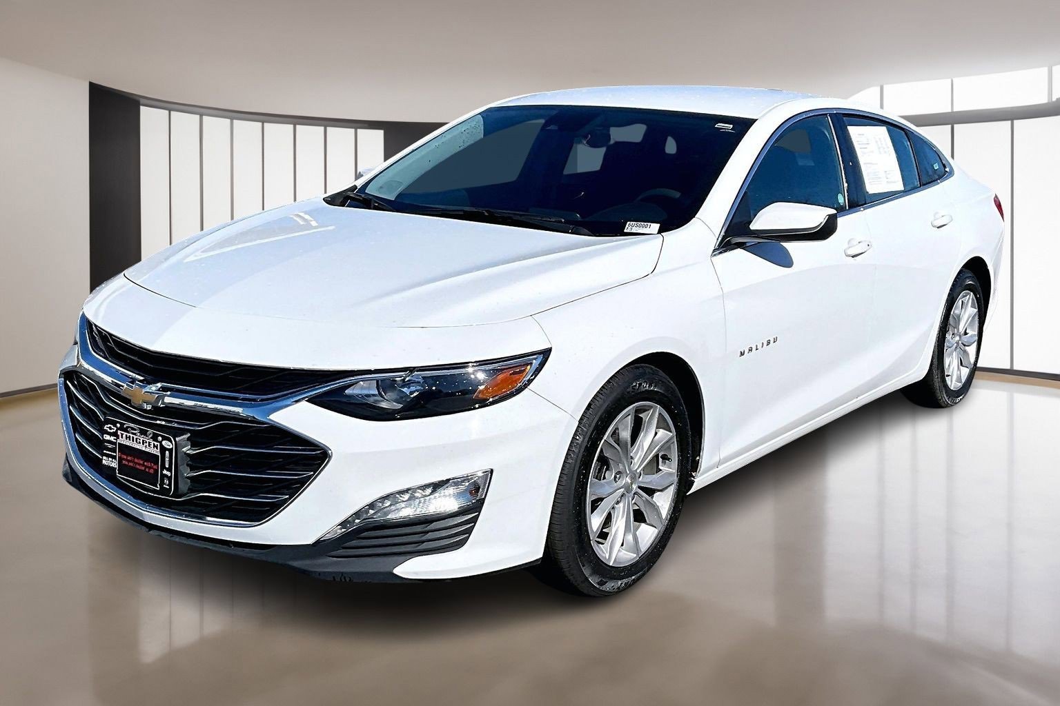 Used 2023 Chevrolet Malibu LT image 3