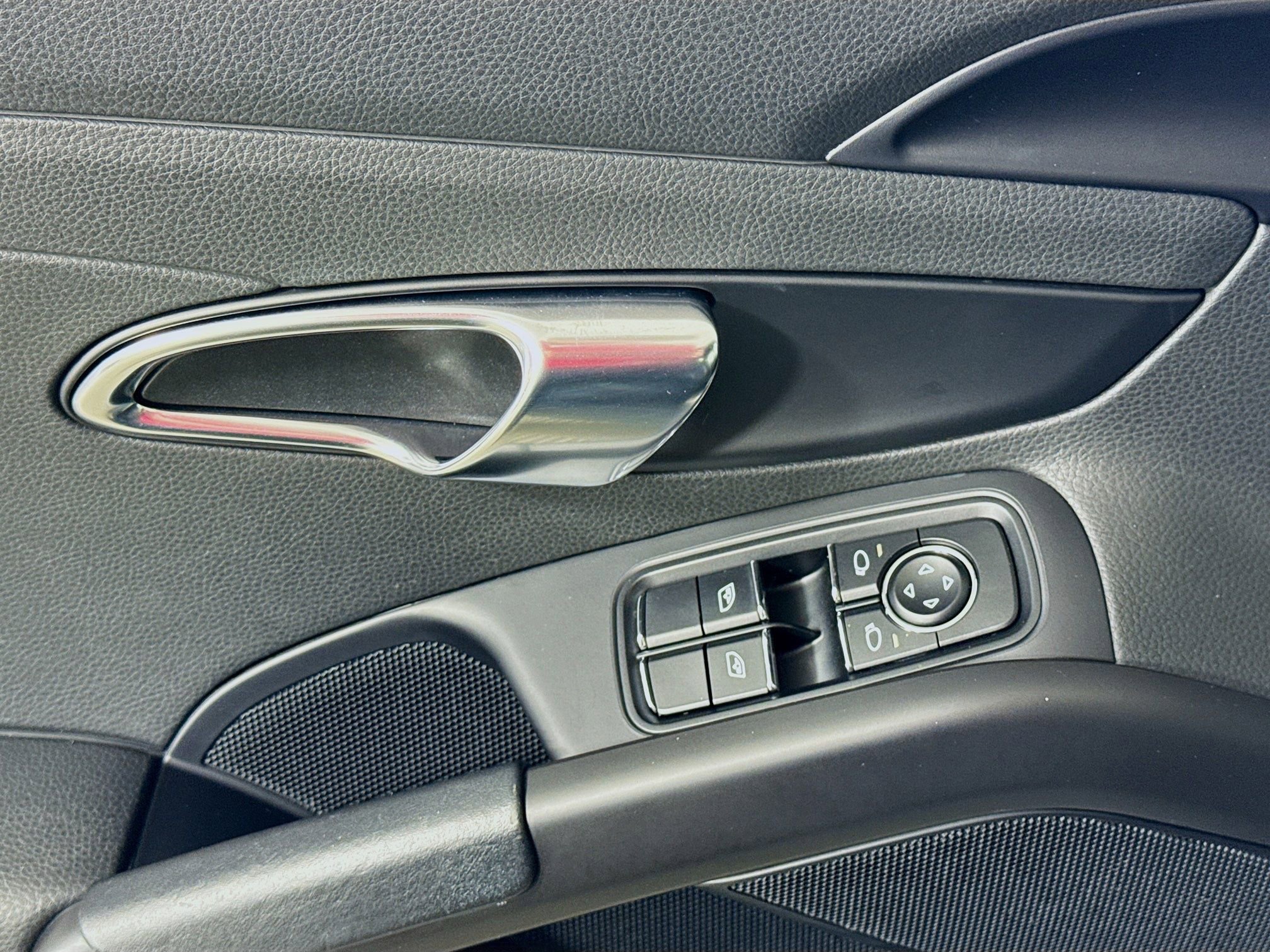 Certified 2018 Porsche 718 Cayman image 11