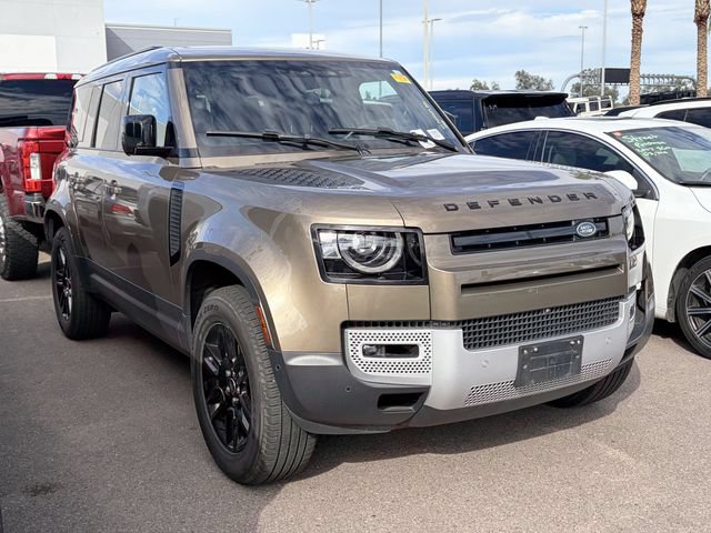 Used 2025 Land Rover Defender 110 S AWD/4WD image 3