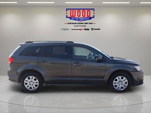 Used 2019 Dodge Journey SE w/ Connectivity Group image 2